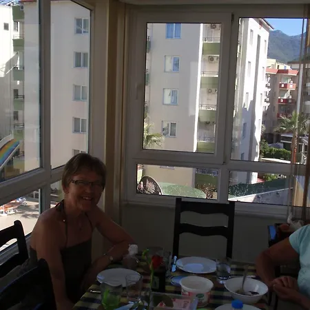 Oba Flat Apartmán *